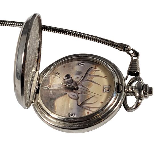 Vintage Wildlife Pocket Watch with Deer Art Design, 14" Chain, Silver-Tone Works - Picture 12 of 14